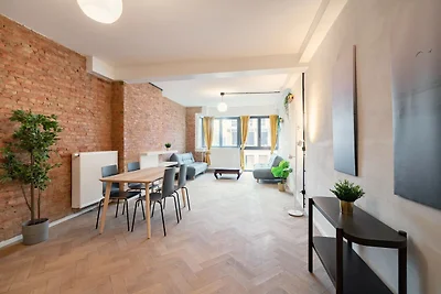 Sehr große 3-Zimmer-Wohnung mit 14 Bädern in ...