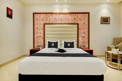 Super Townhouse OAK Hotel C Pearls