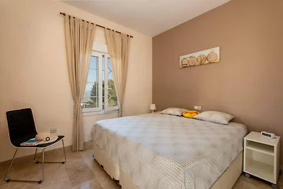 3-slaapkamerappartement met privétuin en...