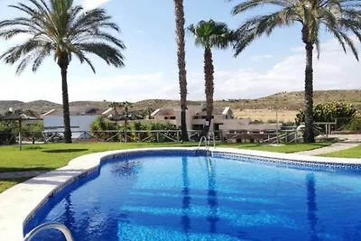 Charmant appartement met tuin in Almería