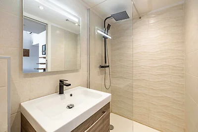 Appartamento centrale con 2 camere da letto a...