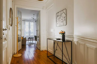 Charmante Wohnung mit Balkon -2BR-4P-...