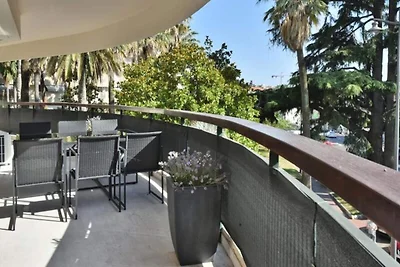 CANNES – Brandneue 2-Zimmer-Wohnung, 15 Gehmi...