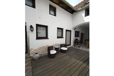 Ferienhaus in Mörbisch mit Schwimmbecken