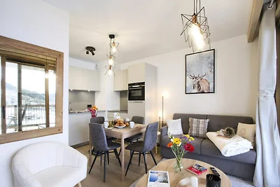 Appartamento nelle Alpi con piscina e accesso...