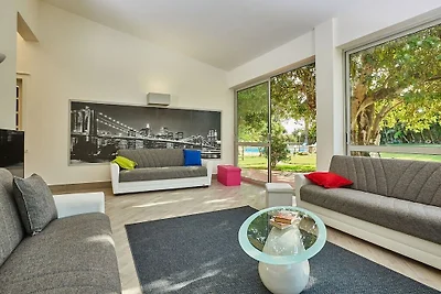 Villa am Meer mit privatem Pool