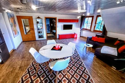 Elegante Ferienwohnung mit Außenpool...