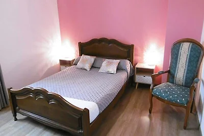 Huis vlakbij het strand met tuin en barbecue