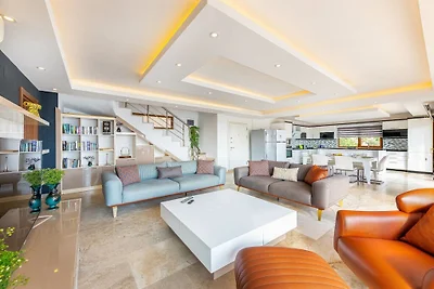 Villa in Kalkan mit Swimmingpool