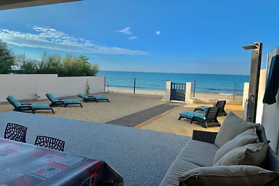Prachtig uitzicht op zee vanuit dit...