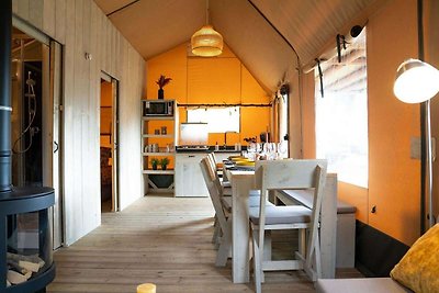 XL-Glamping-Zelt mit Bad in Lathum