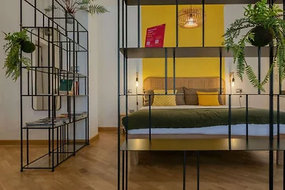 Wohnung in Torino mit Balkon und Parken