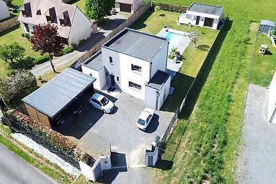 Komfort am Pool in der Nähe von Le Mans