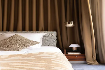 Palais Bourbon Hotel – Zimmer 33 – 2P –...