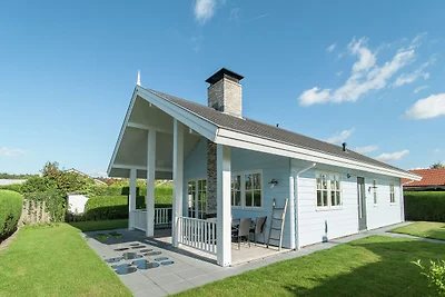 Dom wakacyjny blisko wybrzeża i lasu