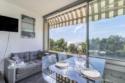 Ferienwohnung in Bandol mit Meerblick und...