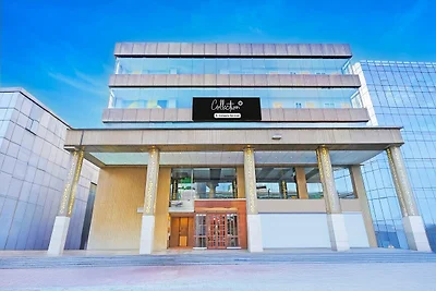 Kollektion O Marathahalli - Krishna Boutique