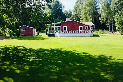 5 Personen Ferienhaus in MÖLLTORP-By Traum