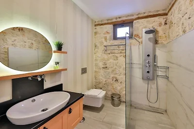 Finca in Kalkan mit Schwimmbecken