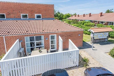Modernes Strandrefugium in Blavand-By Traum