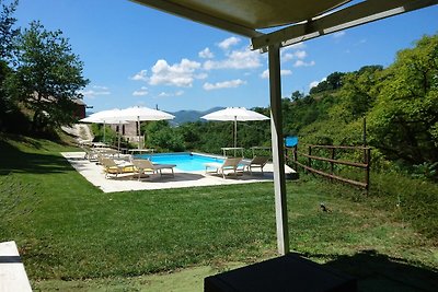 Gemütliche Villa mit Swimmingpool in Fabriano...