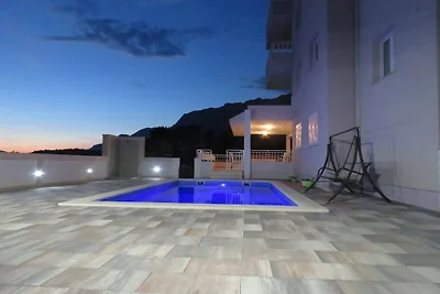 Villa Natasha con piscina