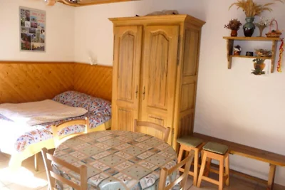 Studio für 4 Personen