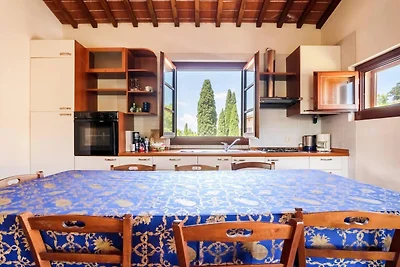 Appartamento a Laterina con giardino