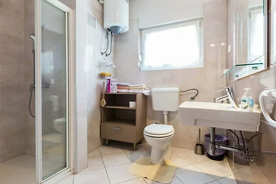 Standard Two Bedroom Apartment with Terrace (...
