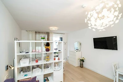 Apartment Lenka - Studio Apartment with...