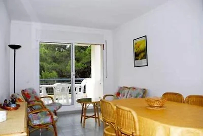 Apartment in L’Escala mit Terrasse