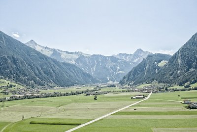 Moderne boerderij in Schwendau Balkon