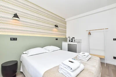 Intimes Studio – 2P – Beaugrenelle/Tour...