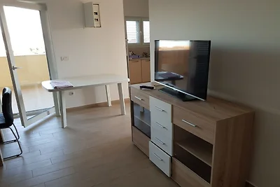 Zeitgenössische Wohnung in der Nähe von Meer