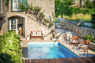 Exquisites Ferienhaus mit privatem Pool in...
