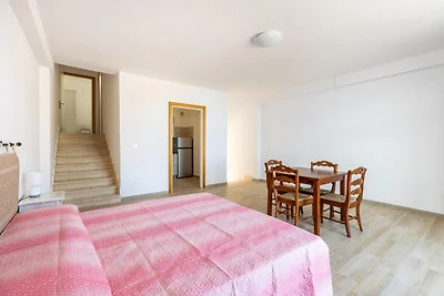 Wohnung mit Meerblick und Terrasse