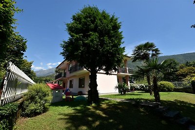 Villa in Mergozzo mit Terrasse