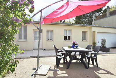 Gezellige gîte in Luc-sur-Mer met privéterras