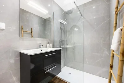 Villa in Ferragudo nahe Caneiros Strand