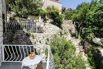 Guest House Daniela - Double Room with Balcon...