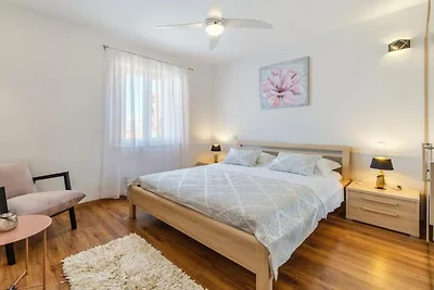 Three Bedroom Apartment with Sea View and...
