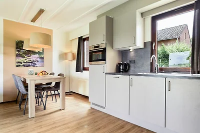 Casa con sauna, a 8 km. del Drielandenpunt