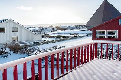 Wohnung mit Blick auf die Stadt und das Meer