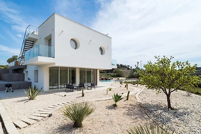 Luxe villa in de buurt van Noto met panoramis...