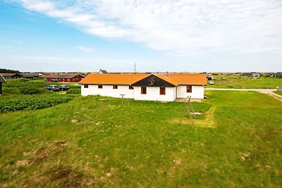 10 Personen Ferienhaus in Harboøre-By Traum
