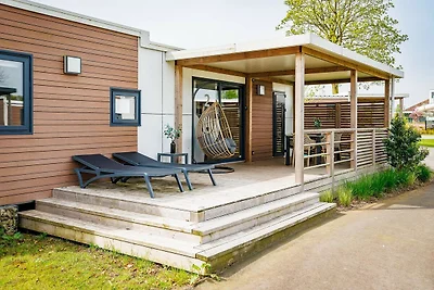 Lodge in Niederlande mit Pool & Veranda