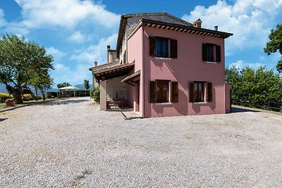 Wohnung in einem Landhaus mit 2 Swimmingpools