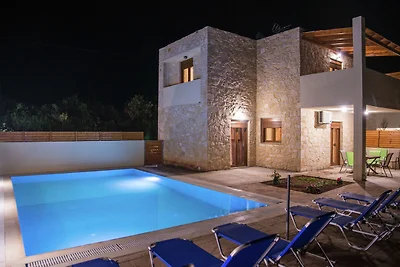 Attraktive Villa in Bali, Kreta mit privatem...