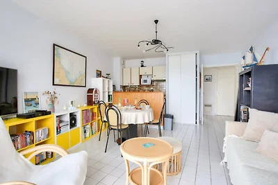 Meerblick, 50 m vom Strand entfernt – Ferienw...