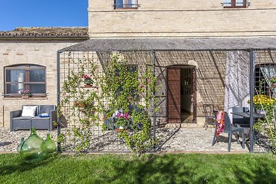 Aufwändiges Ferienhaus in Fermo mit...